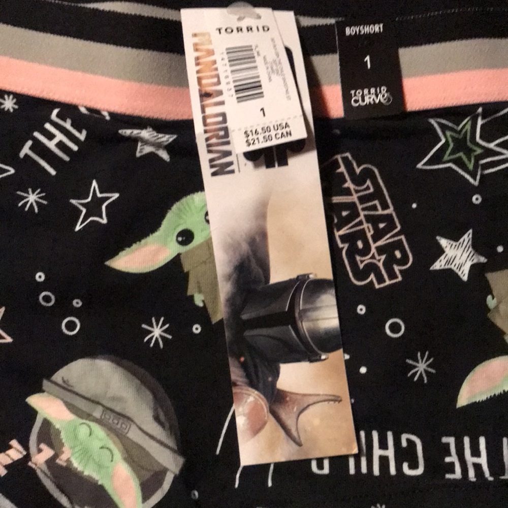 NWT Torrid Mandalorian “Baby Yoda” Boy Short Underwear